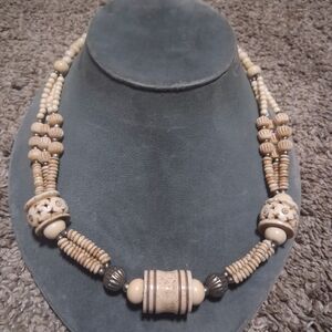 Elegant Cream and Tan Beaded Necklace